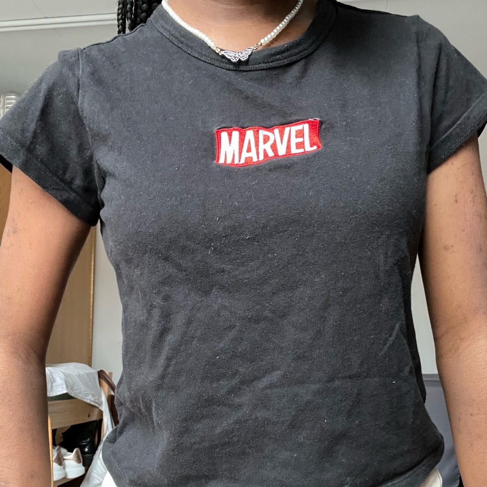 Cropped Marvel tee - Picture 2 of 2